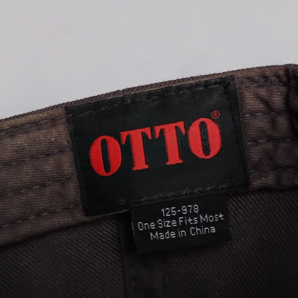 The Munchiez Grey & Black Indie YouTube Food Review Snap Back Cap Marijuana Leaf - Picture 8 of 9